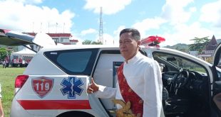 HUT Bolsel 14, Bupati Iskandar Berikan Bantuan 9 Unit Ambulans Pada Puskemas Yang Ada Di Bolsel