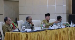 Bupati Iskandar Kamaru Soroti Risiko Lingkungan Tambang JRBM, Minta Mitigasi Diperjelas